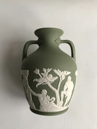 Wedgwood green jasperware - green,