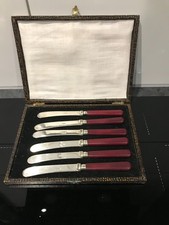 SET OF 6 VINTAGE EPNS BUTTER KNIVES IN BOX DEEP RED CELLULOID/BAKOLITE HANDLES