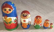 16cm TALL SET OF 5 RUSSIAN STACKING NESTING DOLLS