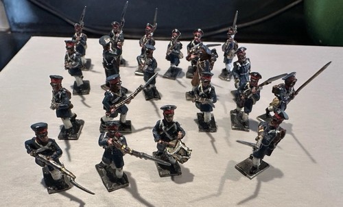 Group lead toy soldiers - toy,