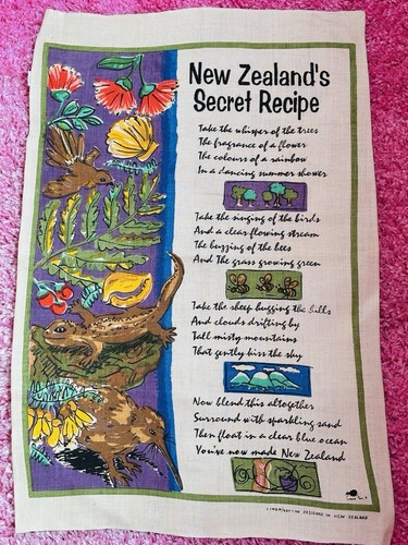 Vintage collectable tea towel - collectable,