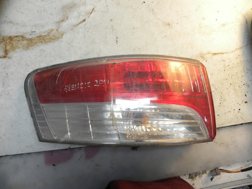Genuine 2009 toyota - toyota, avensis