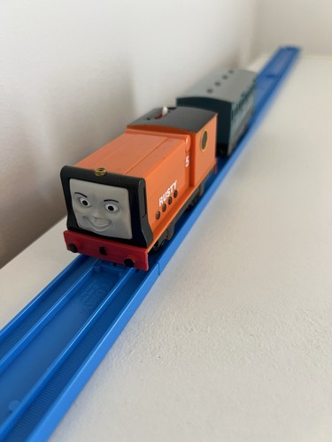 Tomy trackmaster rusty train - tomy,