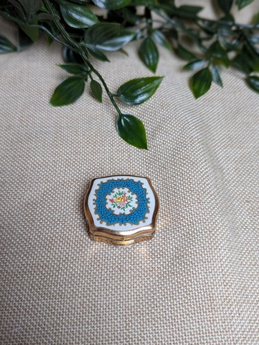 Vintage sutton enamel pill - enamel,