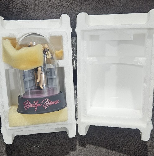 Franklin mint marilyn monroe - marilyn,