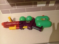 Larami Hasbro Super Soaker