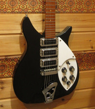 [Rickenbacker] 320 JetGlo
