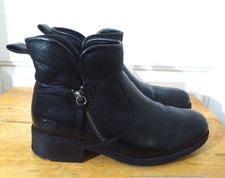 UGG Lavelle Black Leather Shearling Lined Zip Women's Warm Ankle Boots UK-5,5