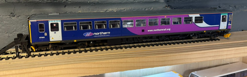 Hornby r30427 northern rail - hornby,