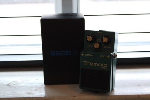 Boss tremolo guitar - boss, tr-2