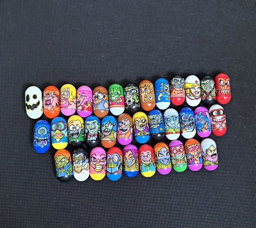 Mighty beanz bean toy capsule - mighty,