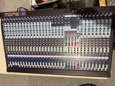 Midas Venice 320 Analog Mixing
