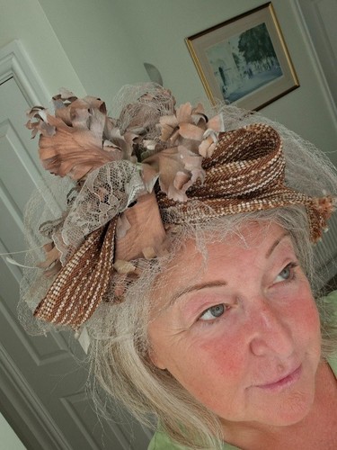 London hat house bronze