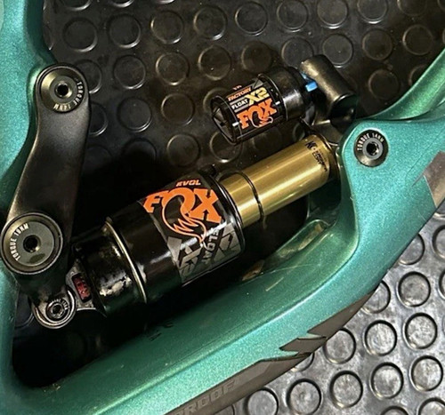 Fox factory air rear - air, shock