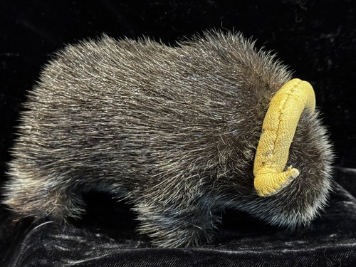 Muskox hand made inuit - muskox, 1960's