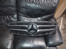 Mercedes C220 2016  Genuine Front Grill And Logo.