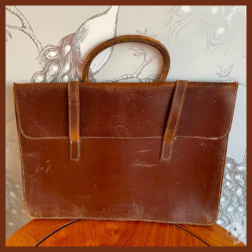 Vintage brown leather music - brown,
