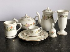 8 STUNNING WEDGWOOD ROSE CHINA MIRABELLE ASSORTED MINIATURE ITEMS