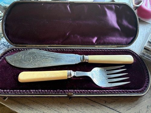 Boxed antique victorian - ​boxed,