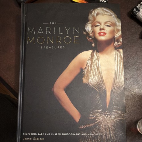 The marilyn monroe treasures - marilyn,
