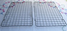 PAIR OF VINTAGE 1950's BAKEWARE METAL WIRE BAKING COOLING RACKS