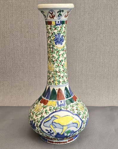 Vintage chinese porcelain vase - vintage,