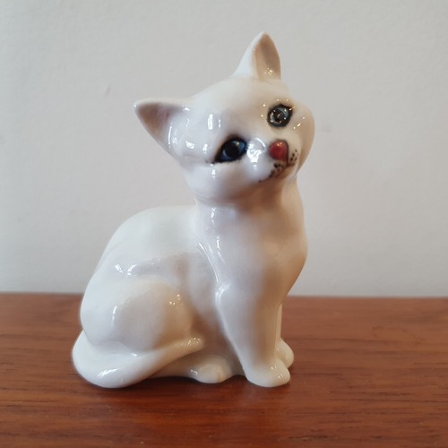 Vintage beswick white - vintage,