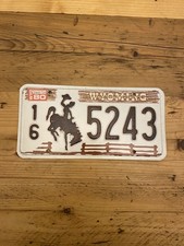 Vintage Wyoming 1980 US Car License Number Plate 16 5243