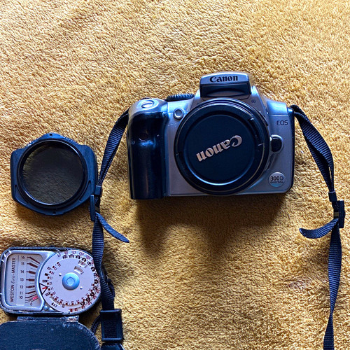 Canon eos 300d 3mp silver - eos,