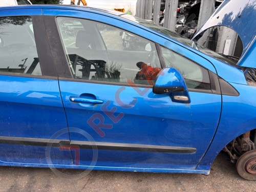 Peugeot 308 front - front, door