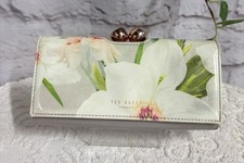 👜TED BAKER  Ladies Floral
