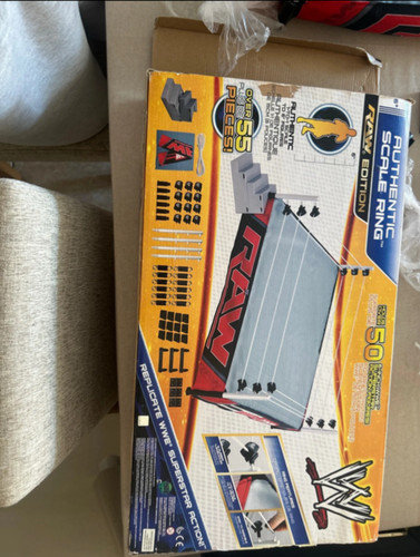 This wwe authentic scale - wwe,