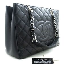 p28 CHANEL Authentic Grained