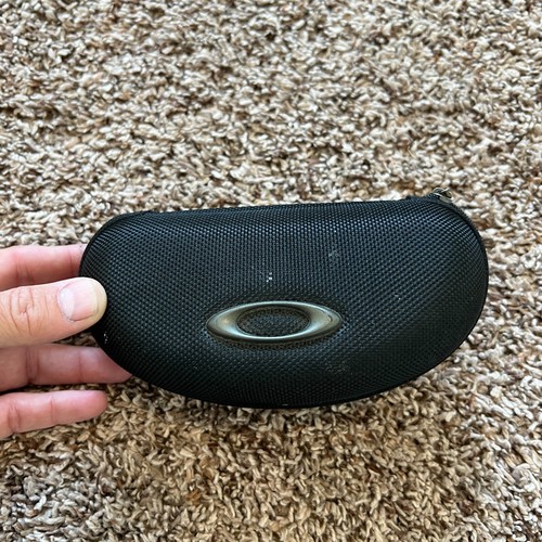 Rare vintage oakley medium - vintage,