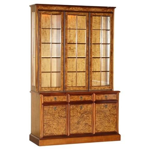 Lovely vintage burr - lovely, walnut