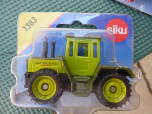 Siku tractor 1383 new - siku,
