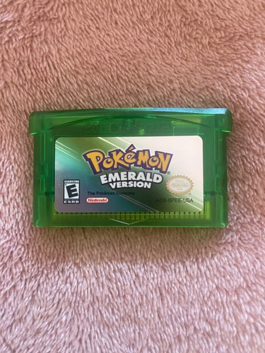 Pokemon emerald game boy - emerald,