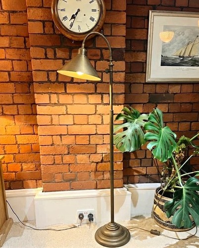 Vintage laura ashley antique - laura,