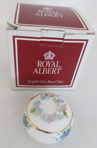 Royal albert bone china flower - royal,