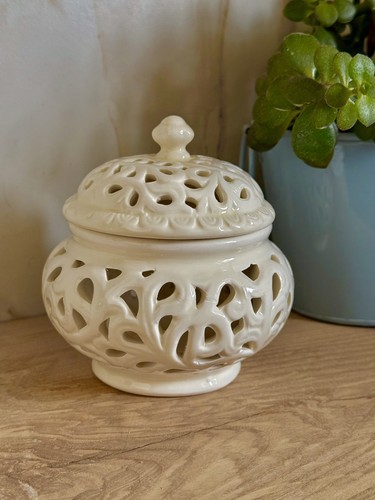Beautiful filigreed ceramic - beautiful,