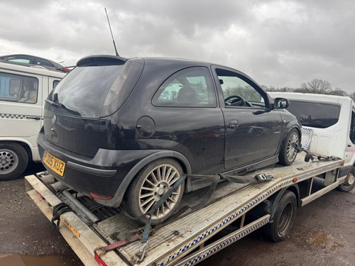 Vauxhall corsa 4 - c, 2005