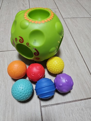 Toy months sensory ball - +,