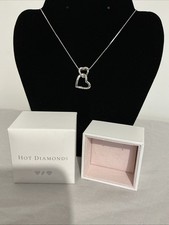 Hot Diamonds Sterling Silver Heart Shaped Pendant with 3 Inlaid Diamonds (Boxed)