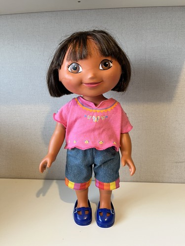 2003 dora the explorer - dora,