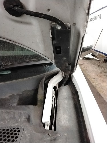 Bonnet hinge audi mk3 - hinge,