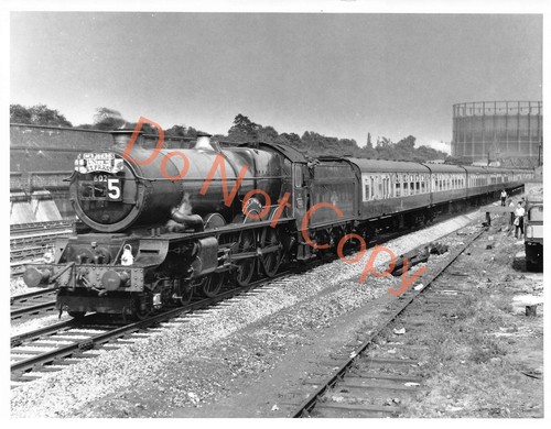 Old oak common area railway - common,