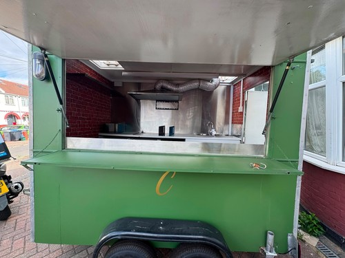 Catering trailer 4mx2 - catering,