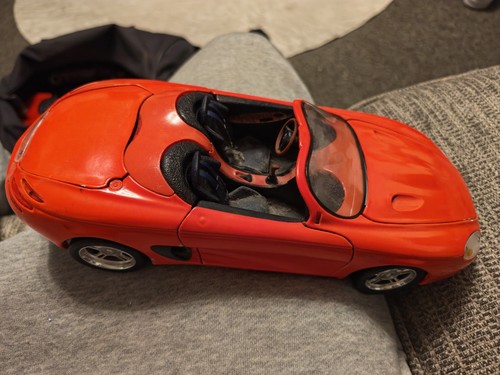Maisto burago 18 scale - &, 1:18