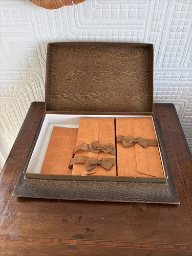 Art deco not - let, box