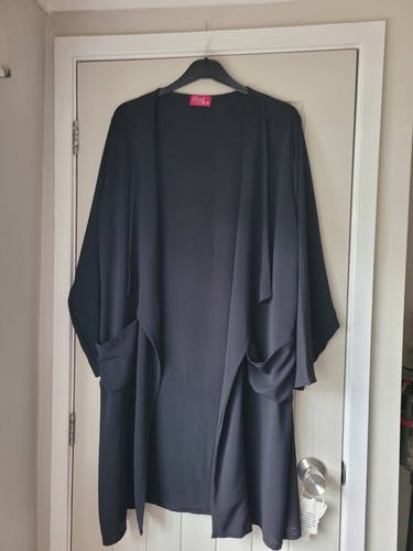 Black gemma collins - black,